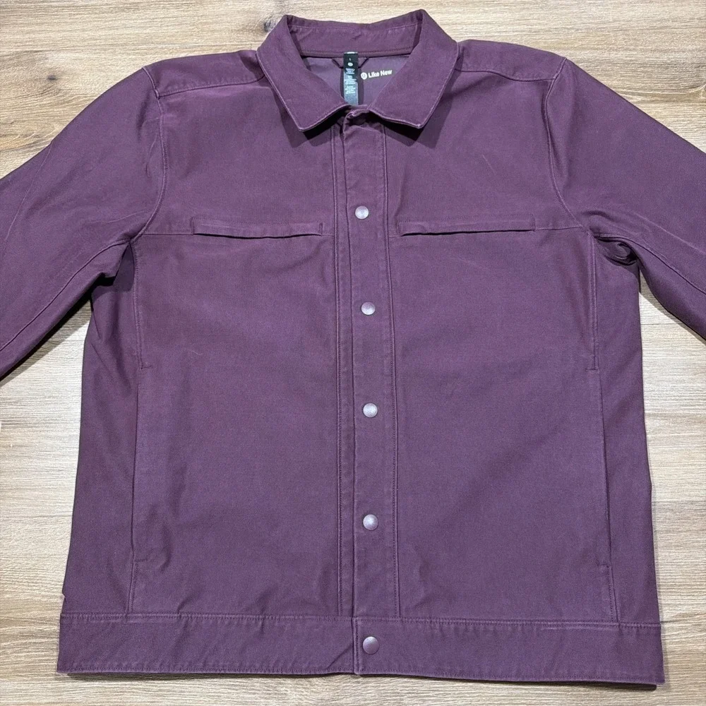 Lululemon Men's LARGE City‎ Excursion Snap Jacket LM3CZGS Plum Cassis Burgundy L